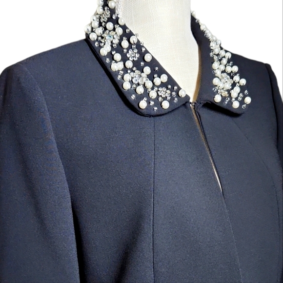 Tahari - NWT- Pearl Collar Shoulder Padded Blazer Cape Jacket - Black - Size 8 - Picture 4 of 10